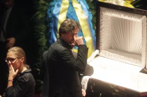 Остап Ступка