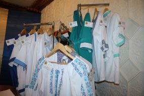 Clothing and shape sewn of convicts