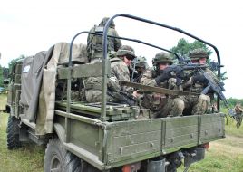 Військовослужбовці 