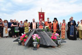 Memorial service for victims