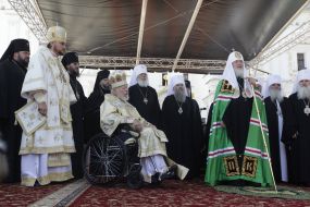 Metropolitan Volodymyr, Metropolitan Agafangel and Patriarch Kirill