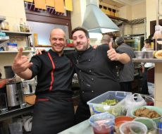 Кухарі на кухні