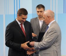 Nikolai Azarov and Maxim Lutskij