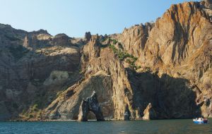 Golden gate rock