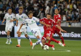 Playing moment of match