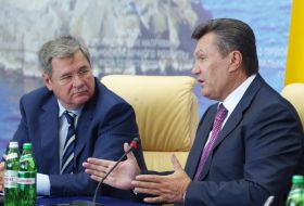 Viktor Yanukovich and Vladimir Yatsuba