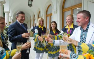 Viktor Yanukovich with winners and prizewinners of the ХХХ summers Olympic games