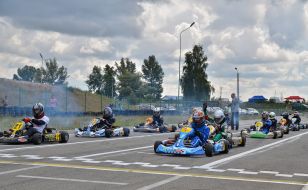 The participants of carting races