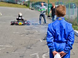 The young participant of carting races