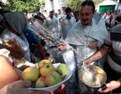 Священнослужитель 