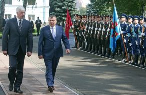 Dmitriy Salamatin and Anatoliy Serdyukov