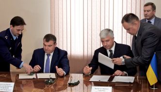 Dmitriy Salamatin and Anatoliy Serdyukov