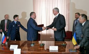 Dmitriy Salamatin and Anatoliy Serdyukov