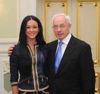 Микола Азаров та Марічка Яремчук