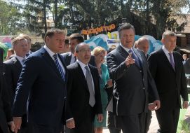 Mikhail Dobkin, Viktor Yanukovych and Gennady Kernes