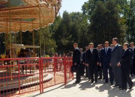 Mikhail Dobkin, Viktor Yanukovych and Gennady Kernes