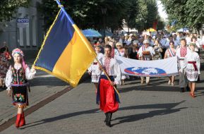 Учасники фестивалю "Поліське літо з фольклором"