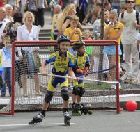 Hockey on rollers