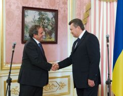 Viktor Yanukovich and Michel Platini
