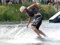 Competitors of wakeboarding