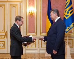 Viktor Yanukovіch and Sulev Kannikе