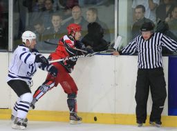 Хокей. ХК "Леви" (Львів) - ХК "Динамо" (Харків)