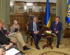 Виктор Янукович и Штефан Фюле