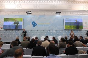 Николай Азаров на Ялтинской встрече