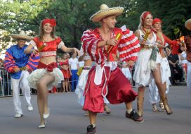 Участники фестиваля сальсы