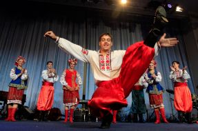 Moldovan artists group "Plai Natal"