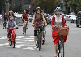 Participants of womanish cycle race