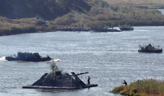 BTR overcome the water barrier