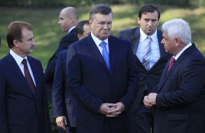 Viktor Yanukovіch, Anatoliy Prisyazhnyuk and Aleksandr Popov