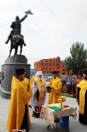 Metropolitan of Odessa and Izmail Agafangel hallowed monument