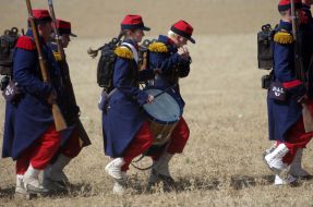 Участники военно-исторической реконструкции