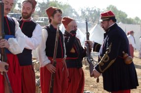 Учасники військово-історичної реконструкції