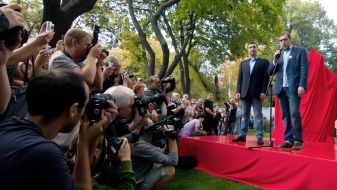 Igor Markov and  Nikita Vysotskiy