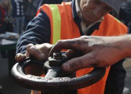 Plumbers twist valve