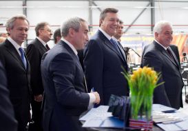 Viktor Yanukovіch, Nikolay Prisyazhnyuk, Anatoliy Prisyazhnyuk and Vladimir Mіsіk