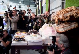 Cakes and bakery products