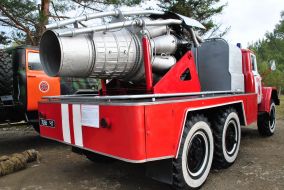 Fire trucks with turbine