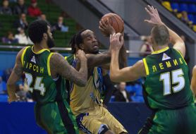 Ryan Pearson, Leo Lyons and Yaroslav Lemik