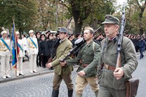 Participants of Glory March