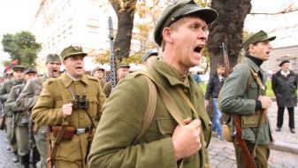 Participants of Glory March