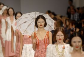 Показ колекції одягу від SAYYA