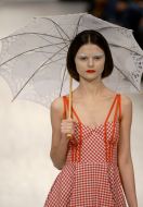 Показ колекції одягу від SAYYA