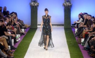 Fashion show by Serge SMOLIN