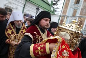 Metropolitan Vladimir and archbishop Aleksandr (Drabinko)