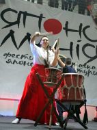 Performances by music groups "Taiko Denki"