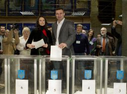 Vitali Klitschko and Natalia Klitschko